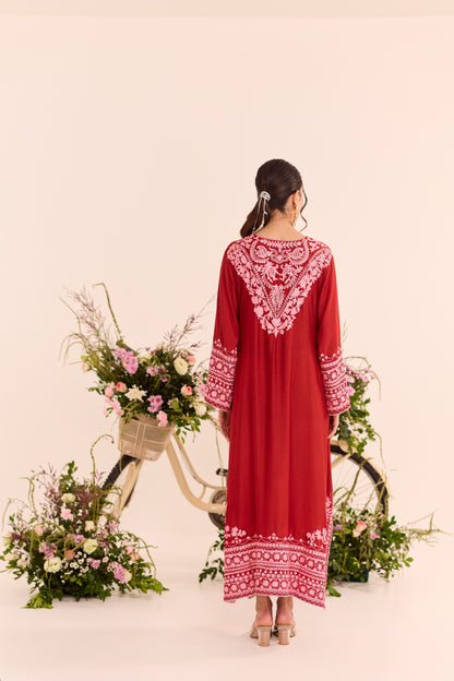 Mehr Red Aari Kaftaan