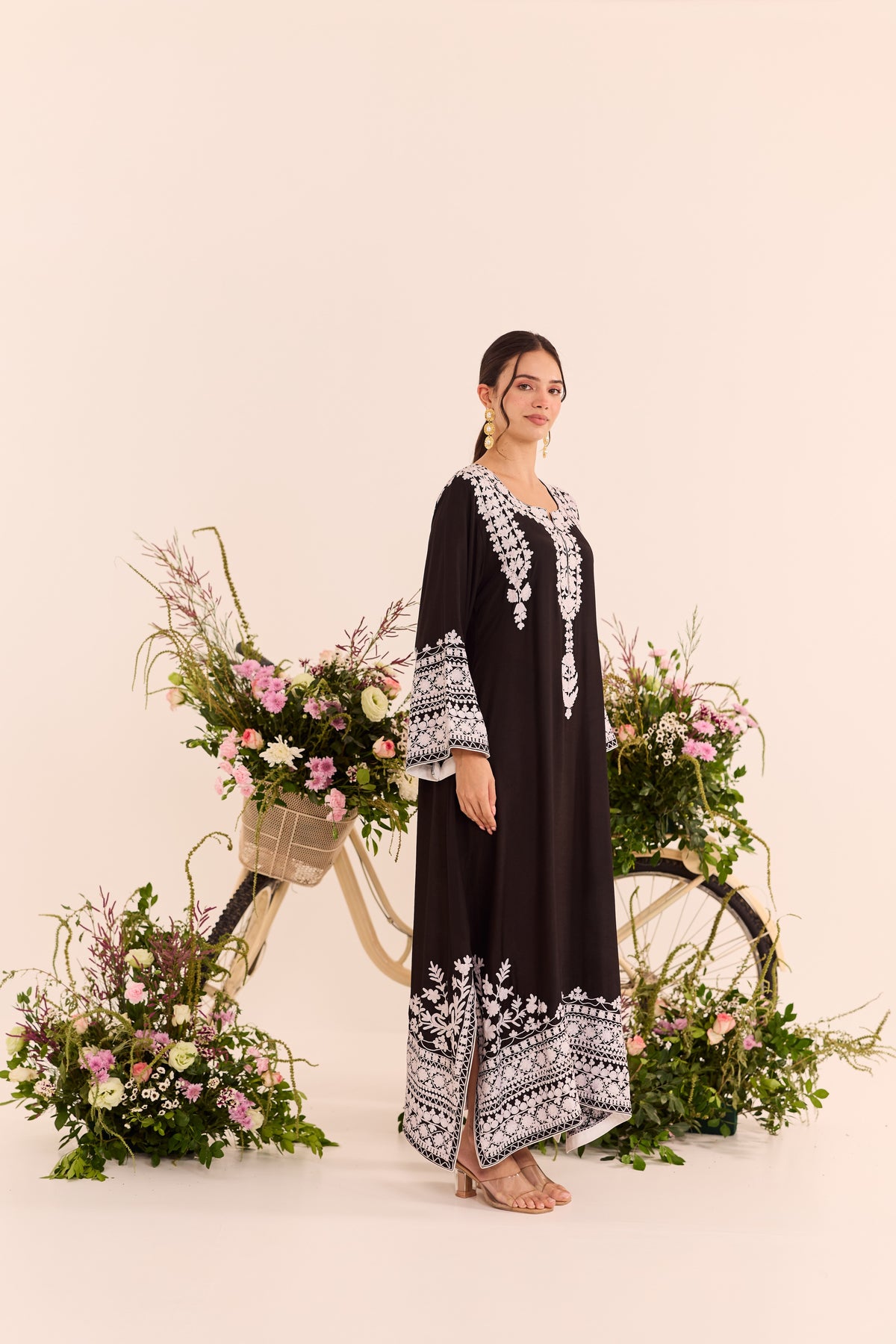 Mehr Black Aari Kaftaan
