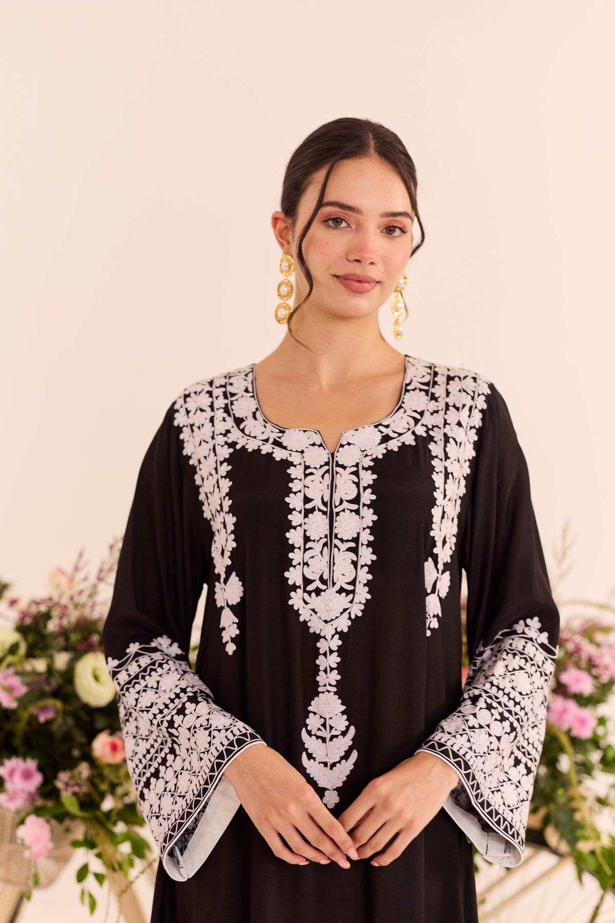 Mehr Black Aari Kaftaan