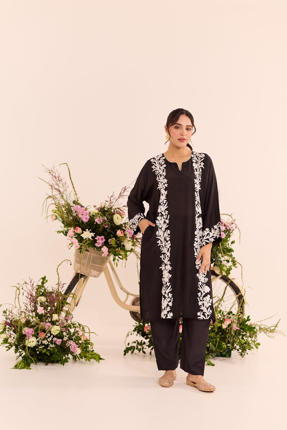 Koshur Black Pheran Set