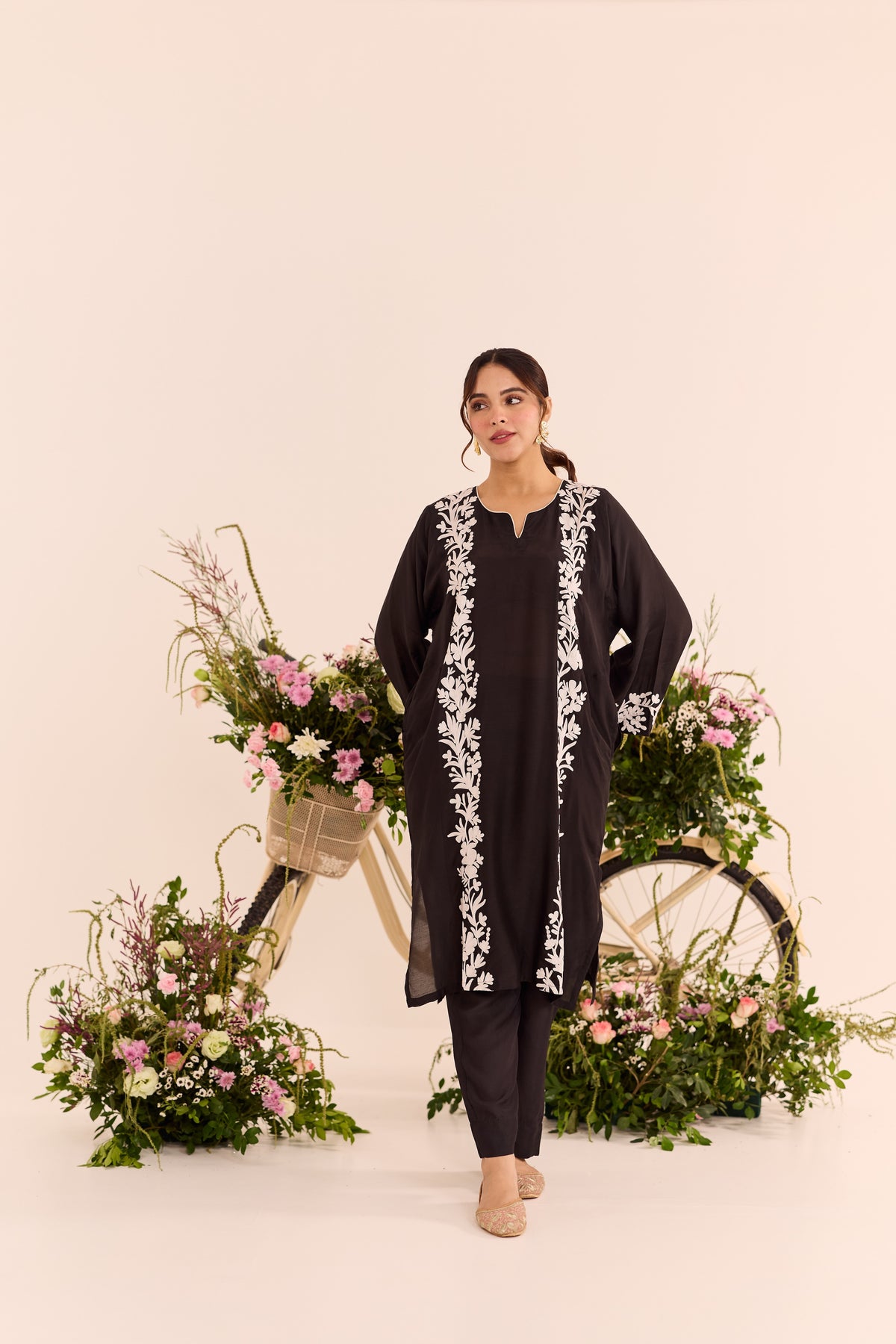 Koshur Black Pheran Set