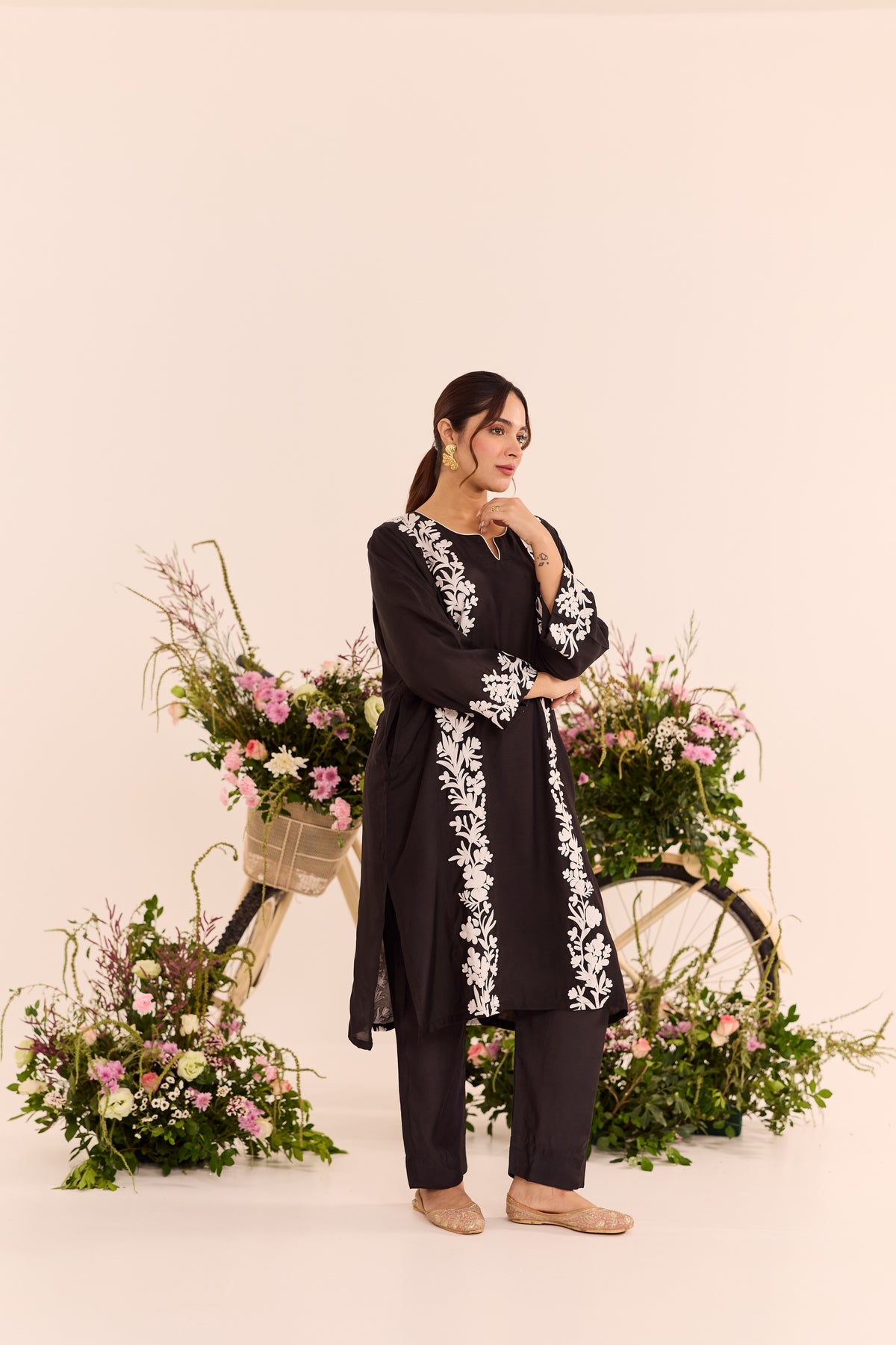Koshur Black Pheran Set
