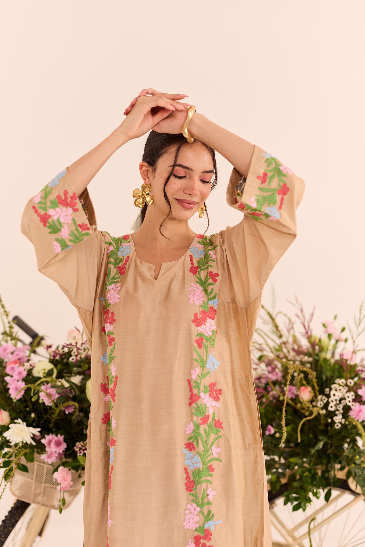 Koshur Beige Pheran Set
