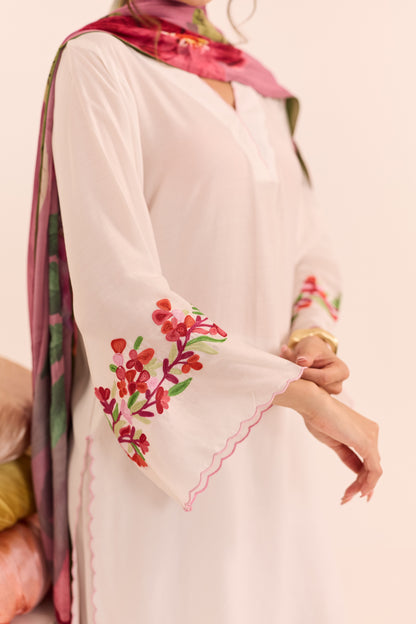 Mehr White Kurta Set