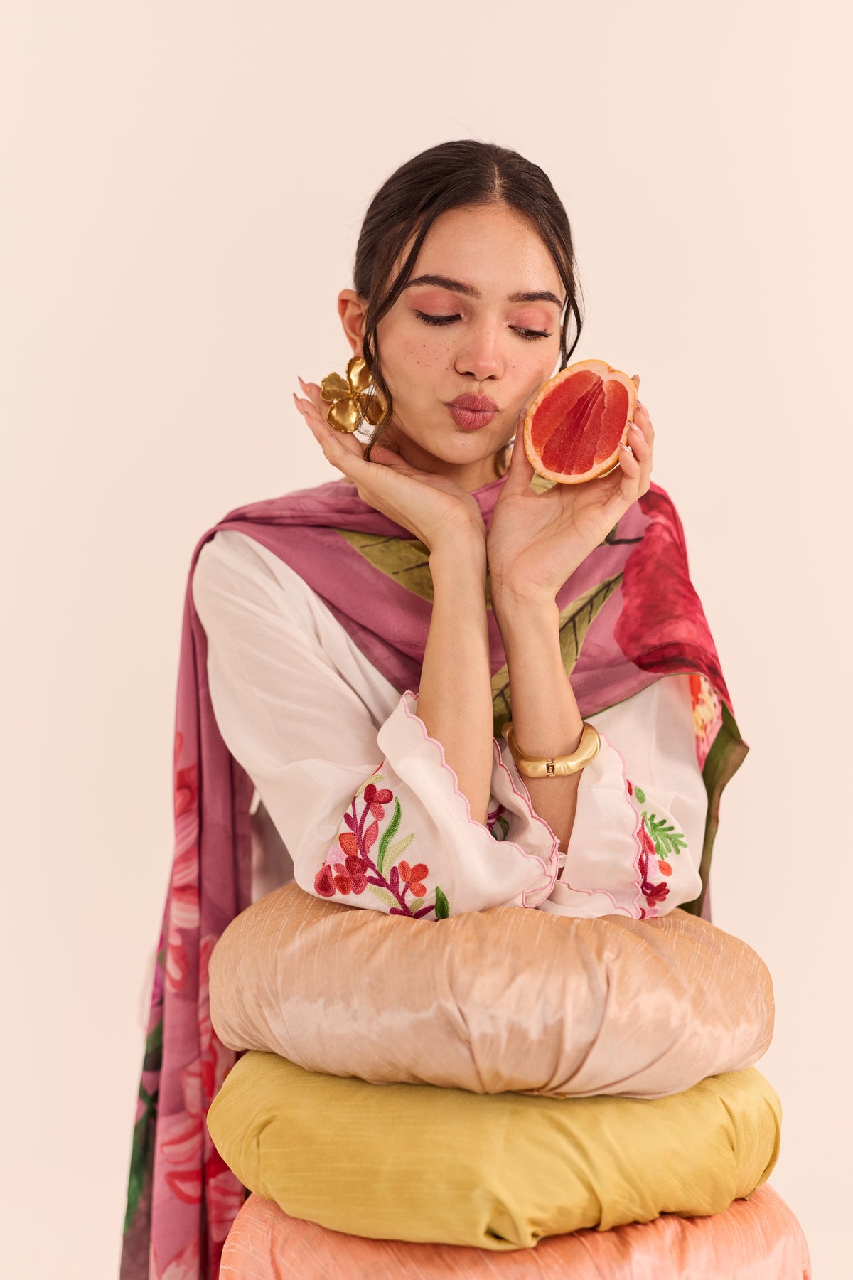 Mehr White Kurta Set