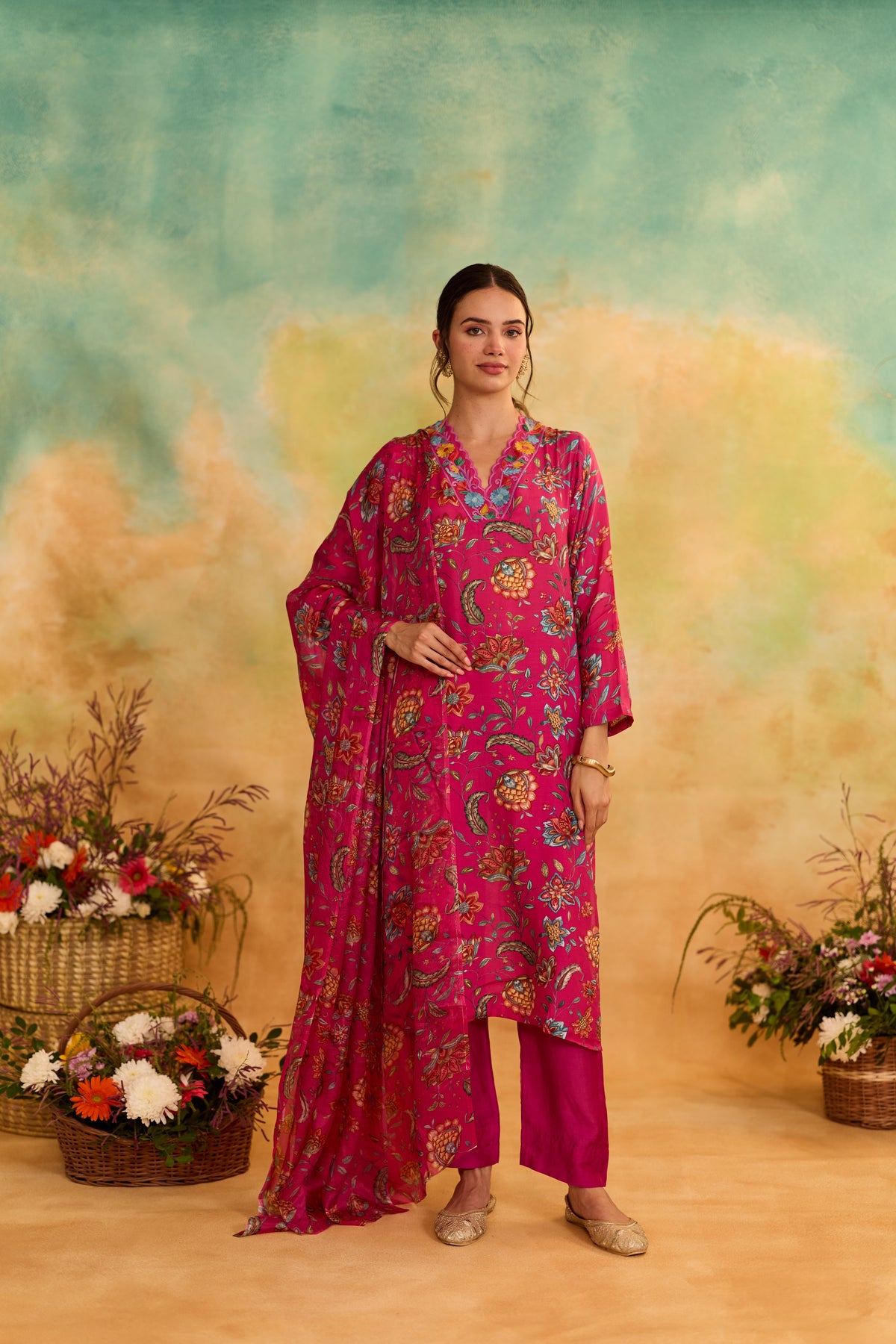Mehr Pink Printed Floral Kurta With Dupatta